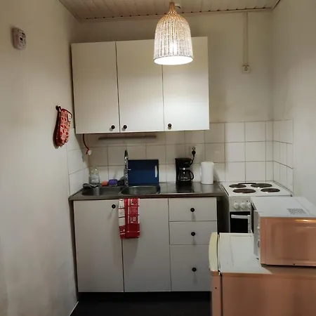 Apartment Downtown, Steps From Train Station